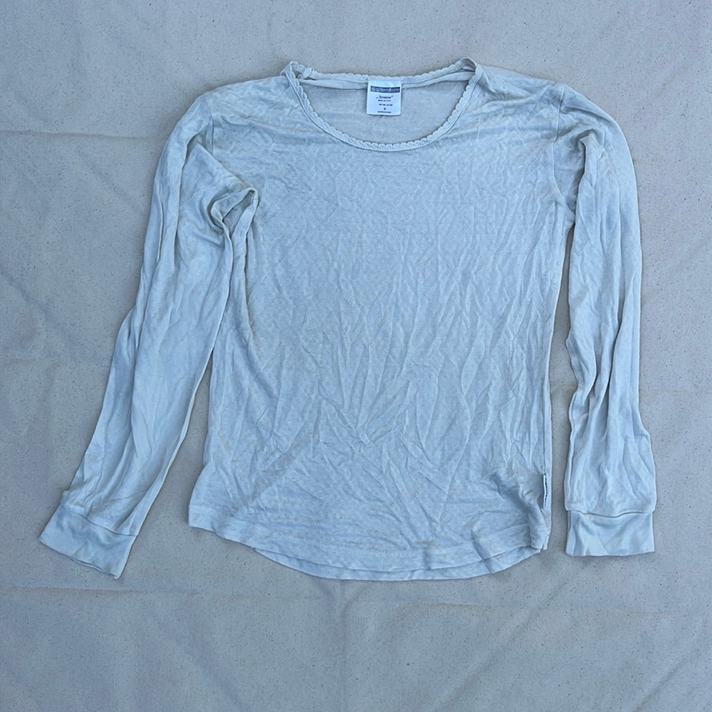 Thermasilk lightweight scoop neck base layer